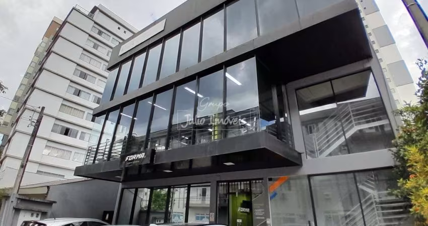 Ampla sala comercial para locação no São Luiz