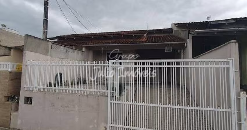 Casa com Edicula Rio Branco Brusque