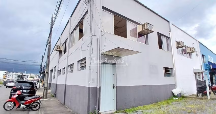 Galpão para locação no Centro de Brusque