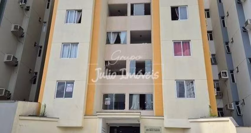 Apartamento com 3 dormitórios no centro de Brusque