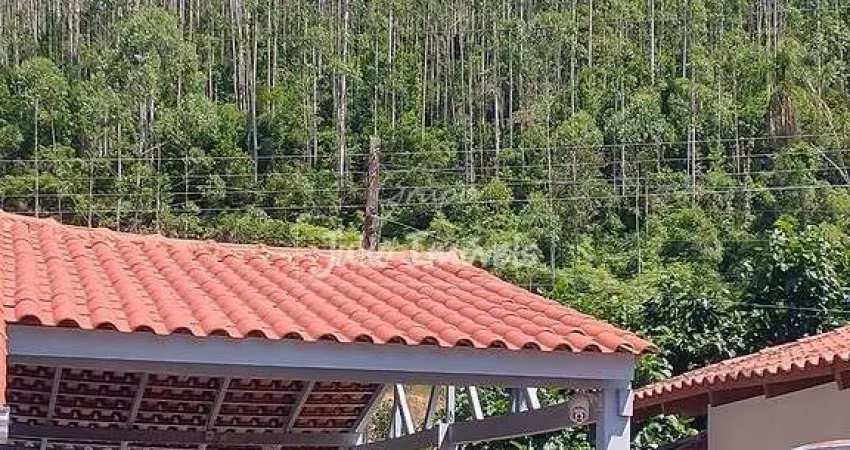 Casa com Piscina 1 suíte mais 3 quartos na Limeira