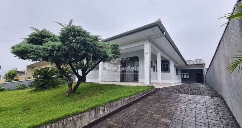 Casa com 1 suíte e dois quartos no São Luiz