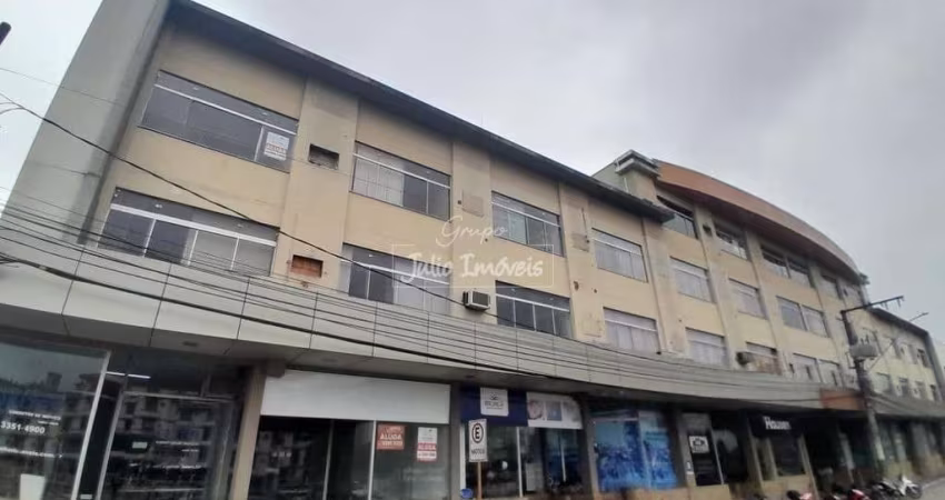 Sala comercial para venda no Centro de  Brusque