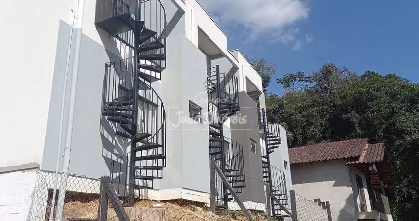 Sobrado de 3 dormitórios nas Aguas Claras Brusque