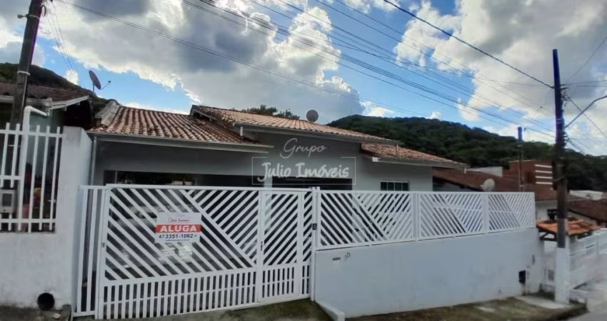Casa para locação no bairro Limeira  Baixa