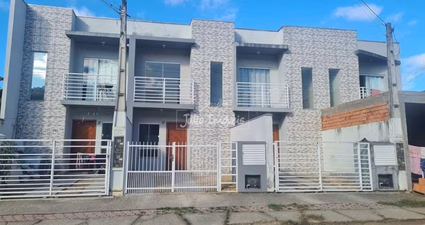 Casa com 2 quartos em Dom Joaquim