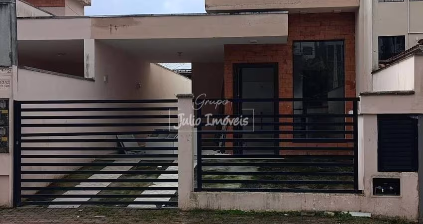 Casa com 2 dormitórios e 1 suíte Limeira Baixa