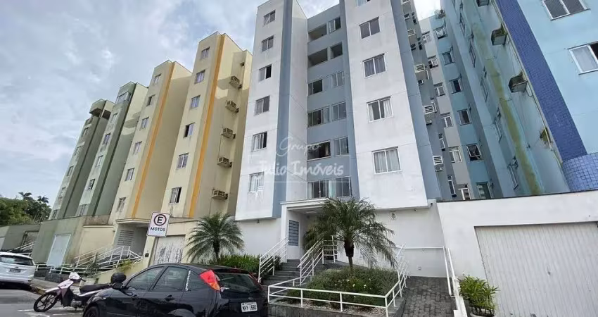 Apartamento com 3 quartos para alugar no Centro I, Brusque 