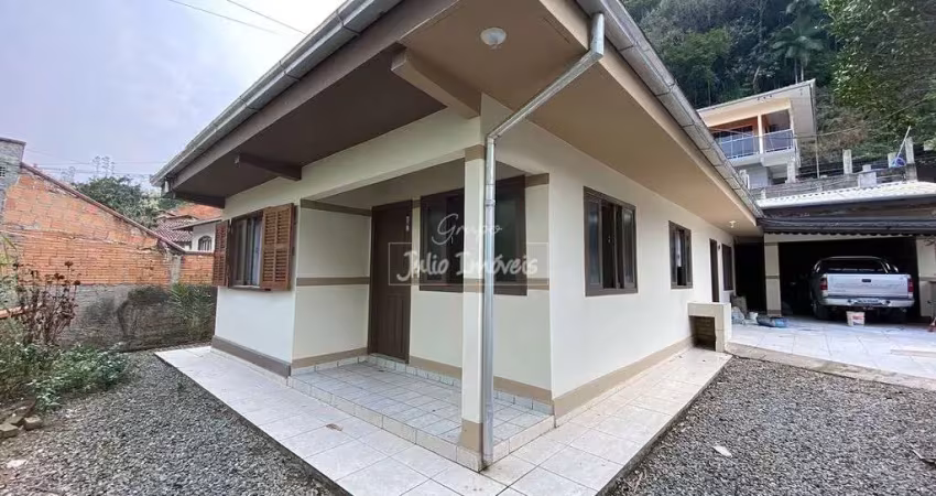 Casa com 3 quartos para alugar no Santa Luzia, Brusque 
