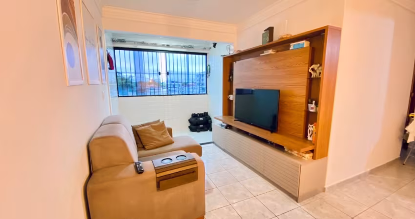 Apartamento no Jardim Cidade Universitária (Bancários), 03 quartos