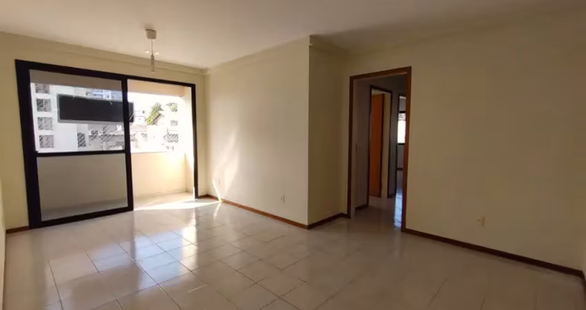 Apartamento com 3 dorms na Agronômica