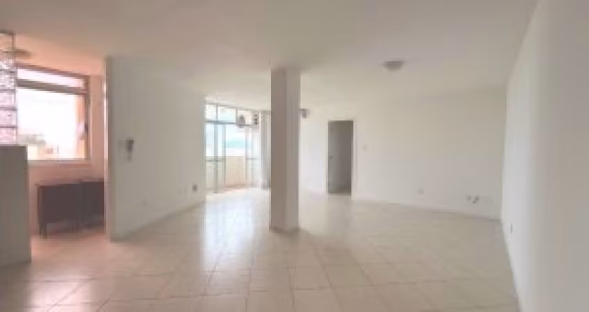 Apartamento com 3 quartos no centro de Florianópolis