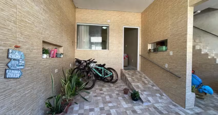 Aluga-se excelente casa mobiliada em itapuã – 400m da praia