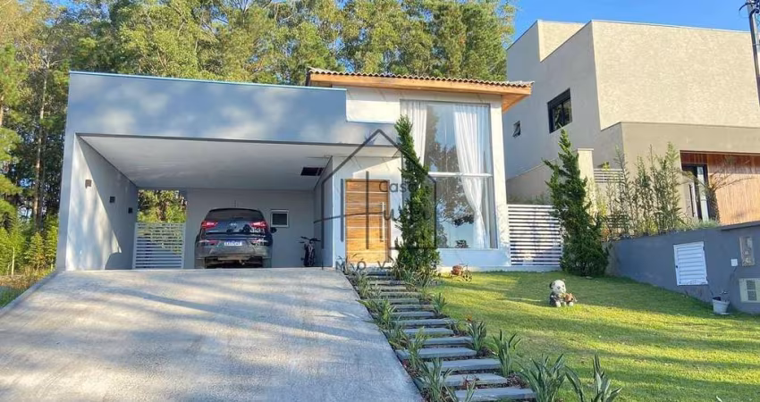 Casa 3 dormitórios, Mobiliada,  Alto Padrão, À Venda -  Condomínio Paysage Villagio, acesso pelo km
