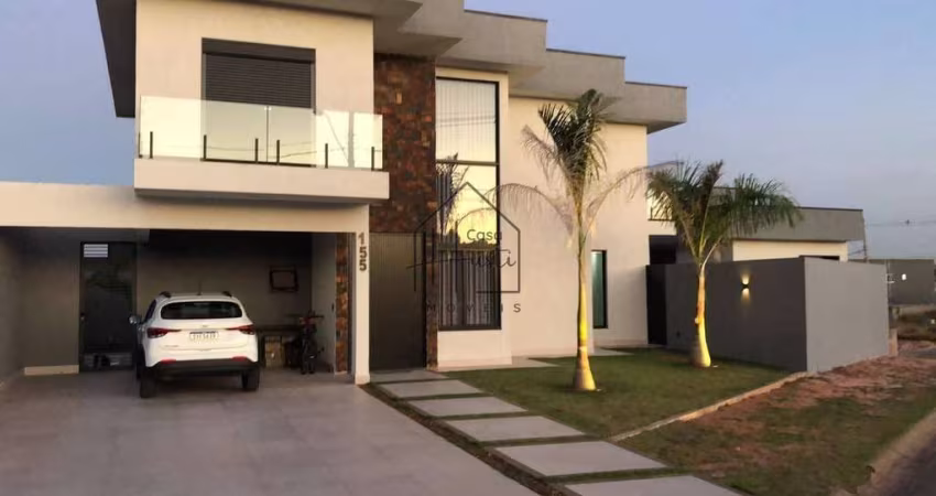 OPORTUNIDADE! Linda Casa Recém Construída com Piscina - Condomínio Fechado - 200m² de área construí