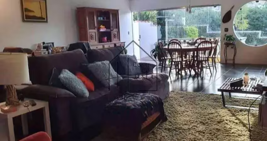 Casa para com 3 suítes, disponível pra venda e locação, no condomínio horizontal park, em cotia, sp
