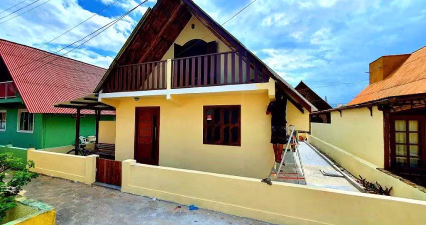 Casa para Venda em Cabo Frio, Verão Vermelho (Tamoios), 2 dormitórios, 2 banheiros, 1 vaga