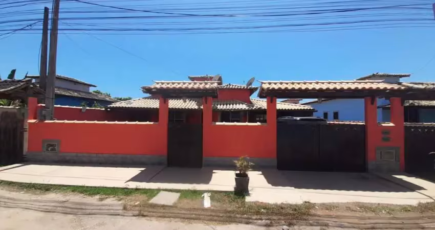 Casa para Venda em Cabo Frio, Verão Vermelho (Tamoios), 2 dormitórios, 1 suíte, 2 banheiros, 1 vaga