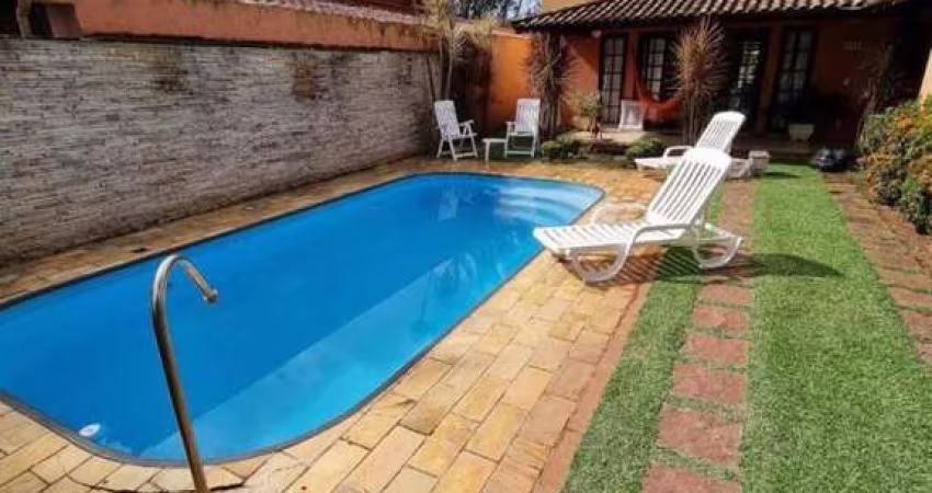 Casa para Venda em Cabo Frio, Long Beach (Tamoios), 4 dormitórios, 3 suítes, 5 banheiros