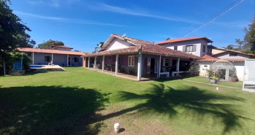 Casa para Venda em Cabo Frio, Long Beach (Tamoios), 4 dormitórios, 2 suítes, 4 banheiros, 2 vagas