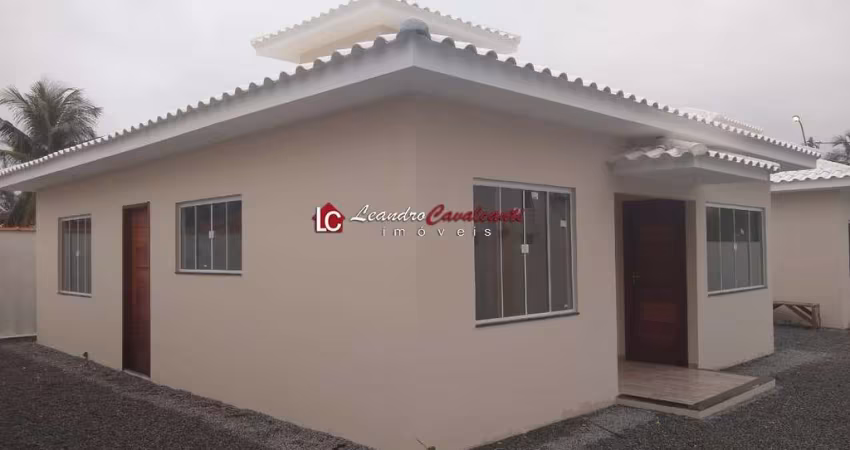 Casa para Venda em Cabo Frio, Verão Vermelho (Tamoios), 2 dormitórios, 1 suíte, 2 banheiros, 2 vagas
