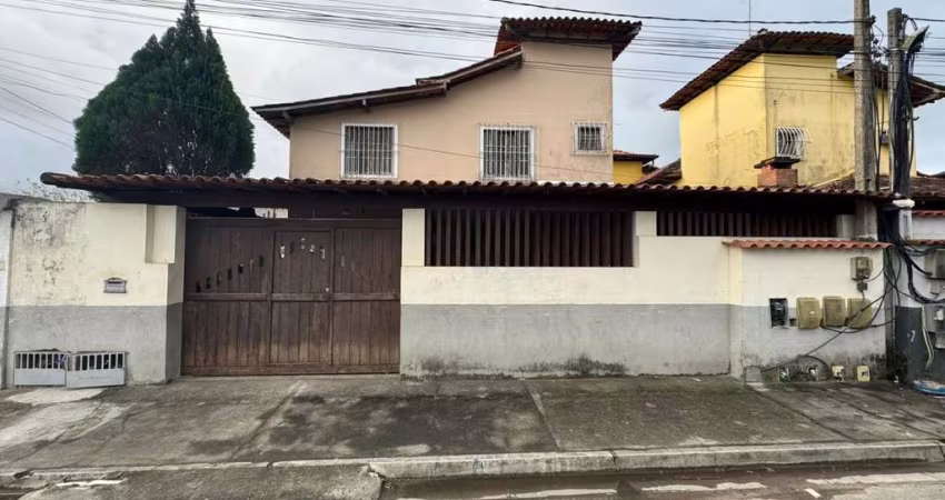 Casa para Venda em Rio das Ostras, Extensão do Bosque, 3 dormitórios, 1 suíte, 3 banheiros, 1 vaga