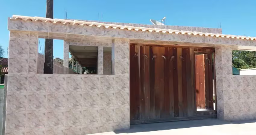 Casa para Venda em Cabo Frio, Centro Hípico (Tamoios), 3 dormitórios, 2 banheiros, 1 vaga