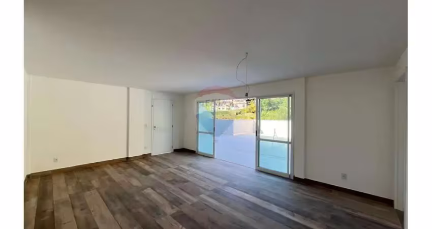 Cobertura à venda com 2 suítes, em pimenteiras, teresópolis-rj