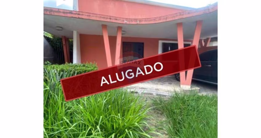 'Casa Comercial Ideal em Rua Movimentada, Teresópolis'