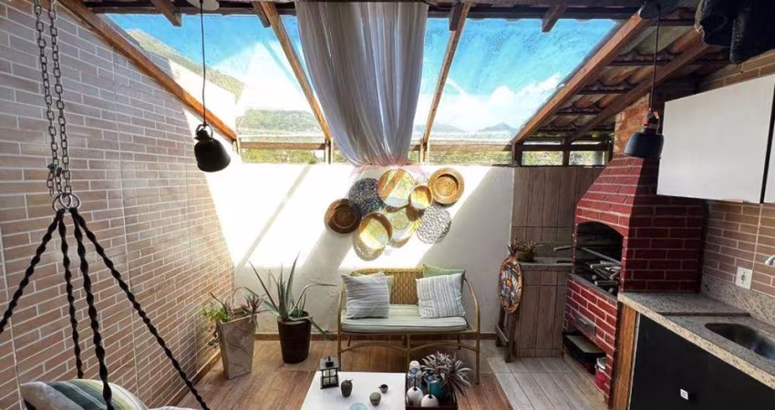 LINDA CASA EM CONDOMÍNIO COM 2 QUARTOS E ÁREA GOURMET INTERNA