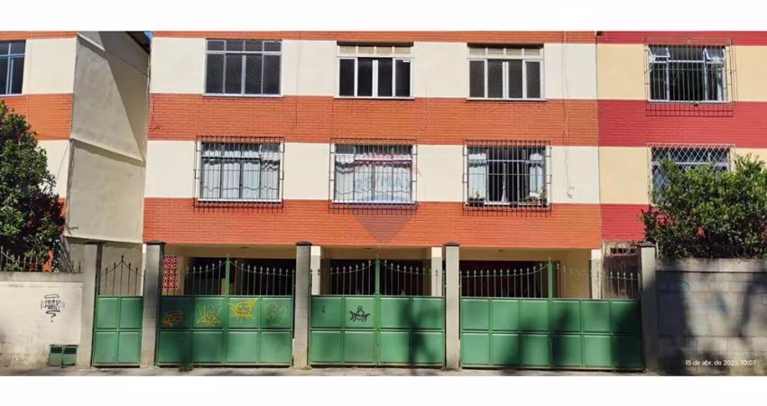 Ótimo Apartamento à  venda no bairro de Araras