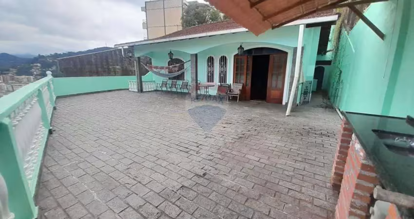 Casa mobiliada exclusiva no bairro fazendinha – o lar dos seus sonhos!