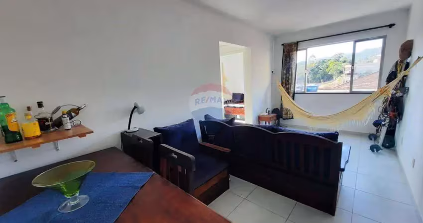 Apartamento com 2 quartos no bairro bom retiro/ teresópolis