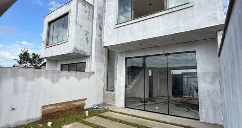 Sobrado com 2 suítes em Penha/SC