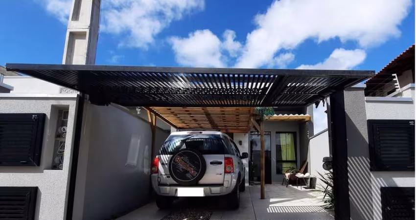 Casa geminada à 150mts da Praia do Gravatá, em Navegantes-SC