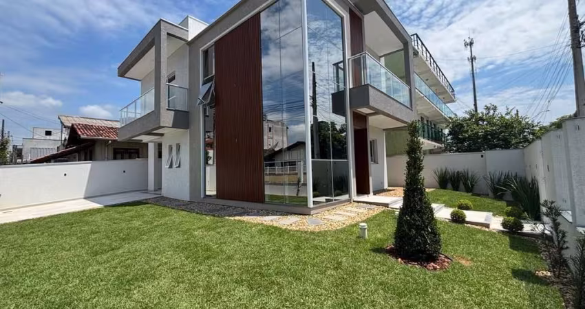 Sobrado à venda no bairro Gravatá - Navegantes/SC
