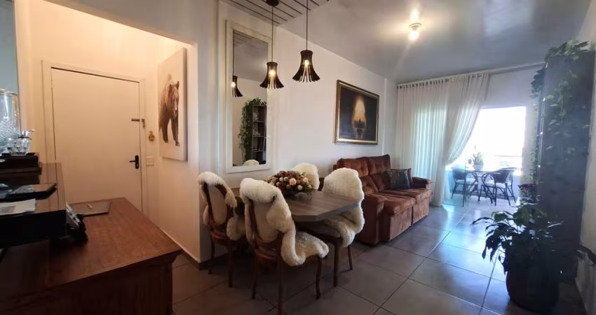 Apartamento Semimobiliado à 700mts do mar no Centro de Navegantes/SC