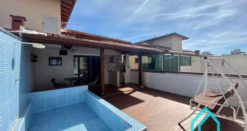 Cobertura com piscina a 50 metros da praia grande ubatuba sp