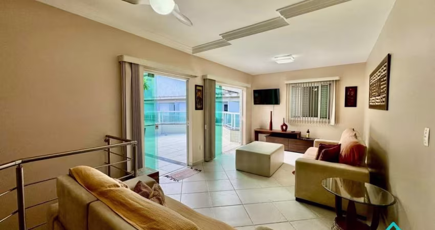 Cobertura duplex com 3 dormitórios a 100 metros a venda na Praia Grande Ubatuba SP