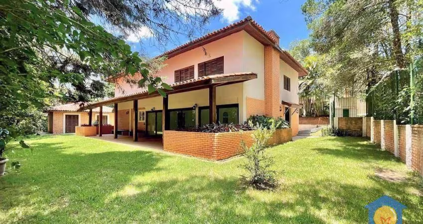Casa com 7 dorms à Venda, ac, 610 m² por R$ 1.100.000 - Jardim Santa Paula - Cotia/SP
