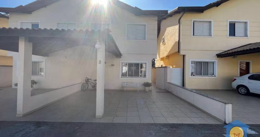 Casa com 3 dorms à Venda, a.c 200 m² por R$ 769.000 - Granja Viana - Cotia/SP