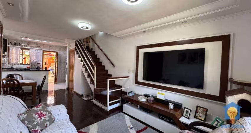 Casa com 3 dorms à Venda, 167 m² por R$ 649.000 - Residencial do Bosque - Cotia/SP