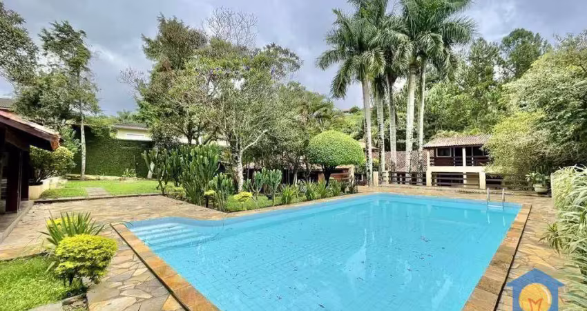 Casa com 4 suítesà venda, 428 m² por r$ 2.100.000 - jardim colonial - carapicuíba/sp