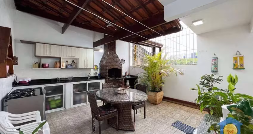 Casa com 3 dorms, 210 m² - Venda por R$ 640.000 - Jardim Vista Alegre - Embu das Artes/SP