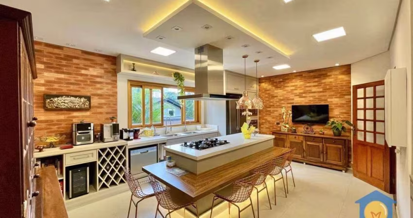 Casa com 3 quartos à venda, 1.439 m² por R$ 2.500.000 - Chácara dos Lagos - Granja Viana, Carapicuíba/SP