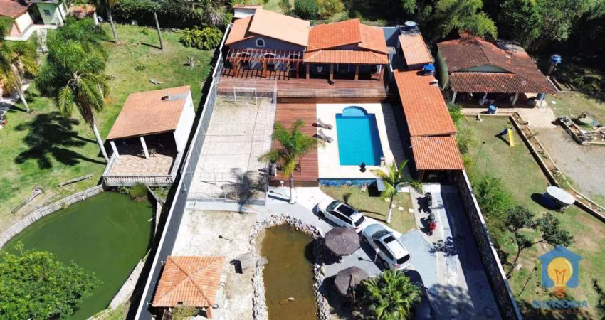 Casa com 3 dorms à Venda, 1,125 m² por R$ 1.999.000 - Pinheiros Tênis Village - Cotia/SP