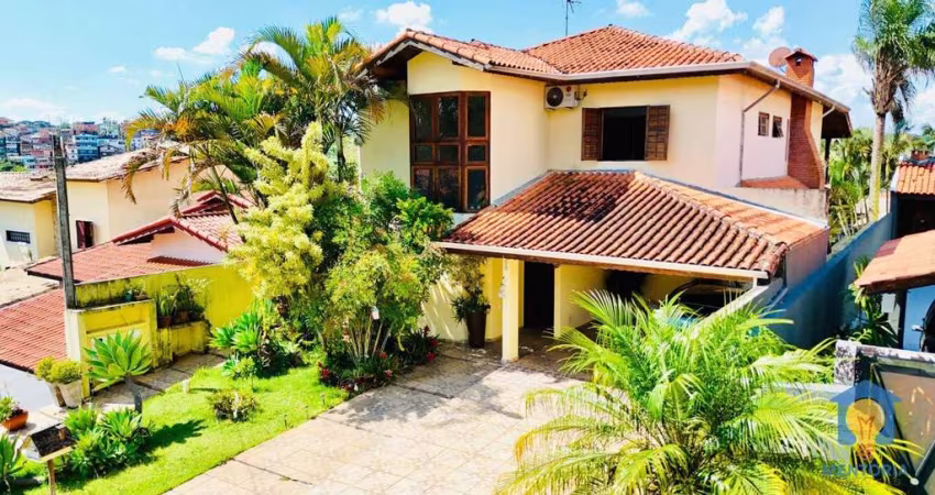 Casa com 3 dormitórios para alugar, 360 m² por R$ 7.064,00/mês - Parque Paulistano - Cotia/SP