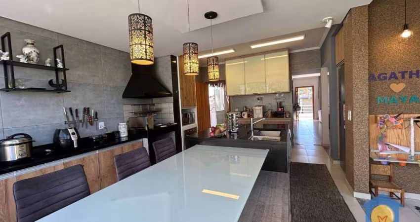 Casa com 3 suites à venda, 310 m² por R$ 1.350.000 - Reserva Vale Verde - Cotia/SP