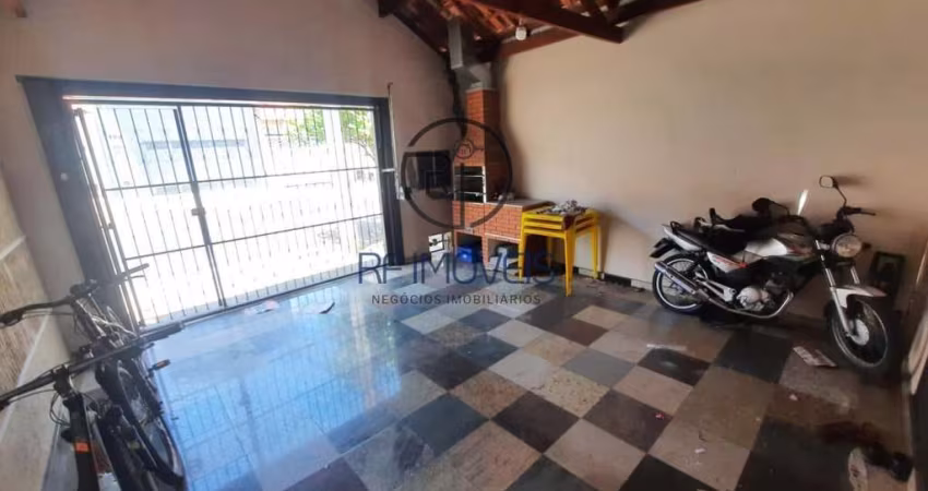 Sobrado para Venda em Piracicaba, Jardim Tatuapé, 3 dormitórios, 2 banheiros, 1 vaga