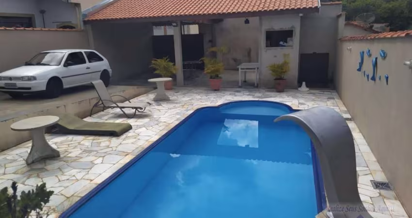 Casa para Venda em Águas de São Pedro, JARDIM GERU BIAÇABA, 1 dormitório, 1 banheiro, 2 vagas